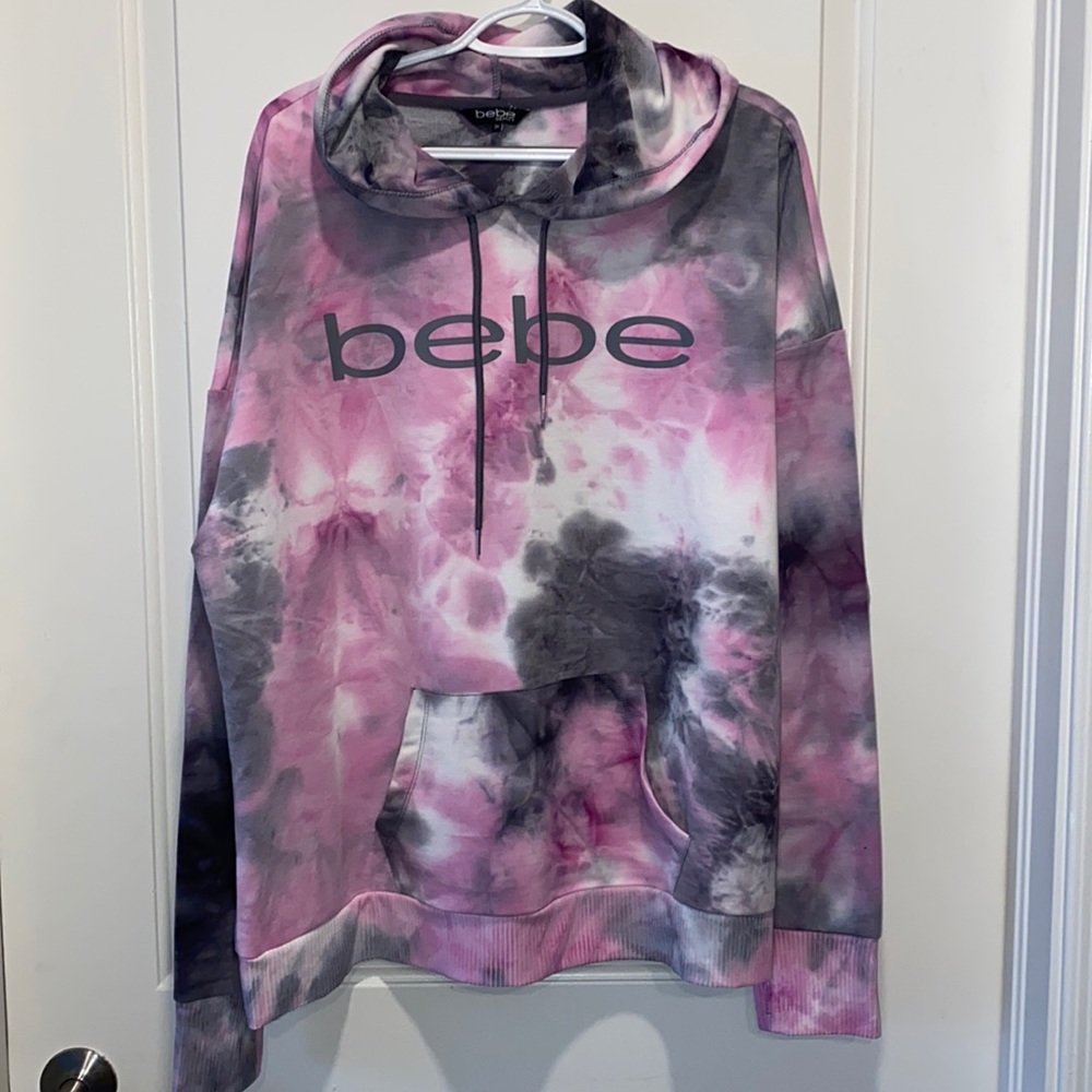 🛍️ BEBE Tie Die Sweatshirt